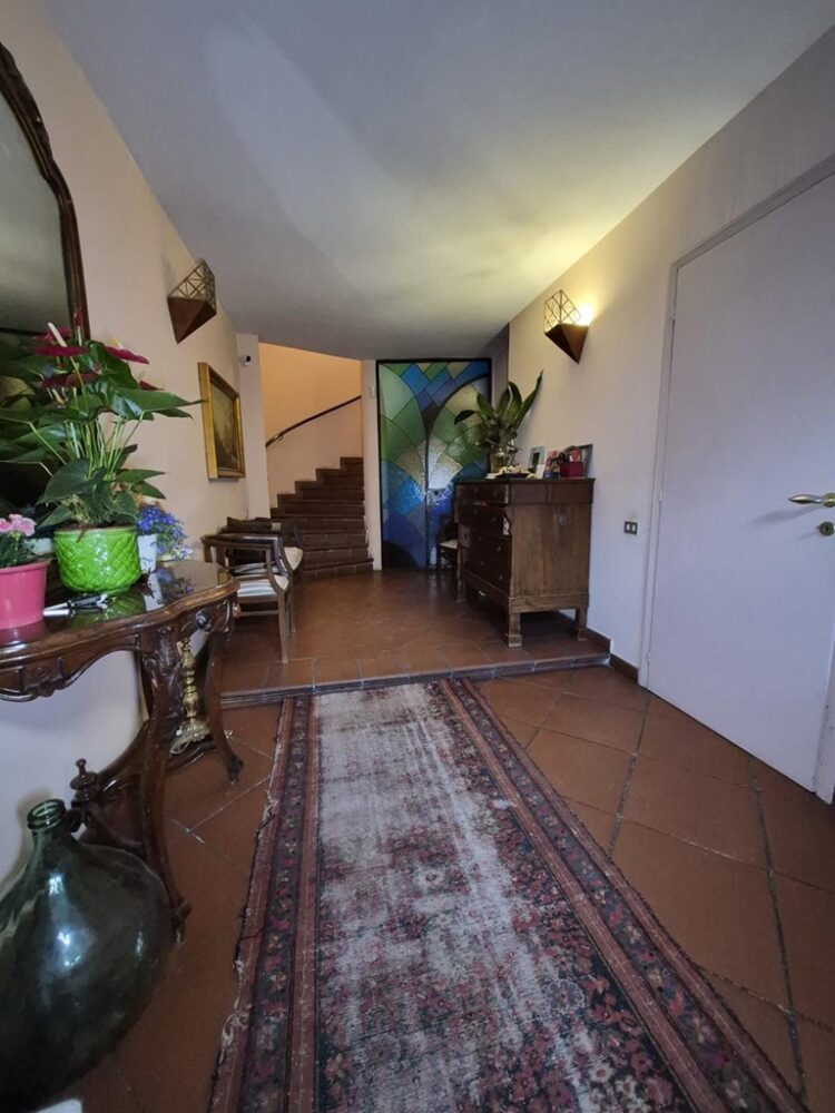 2_ingr casa (1) 1775815331 gallery 750x1000